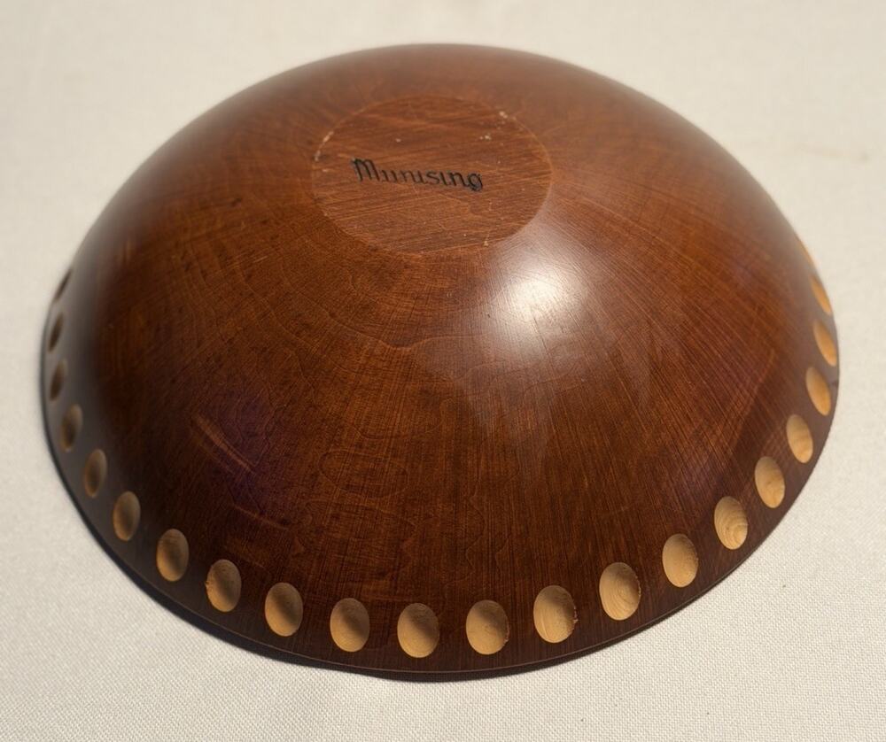 Vtg Munising 11" Wooden Dough Bowl Thumbprint Carved Maple Mid Century Primitive